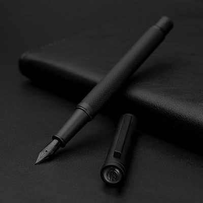 Fountain Pen — Titanium Black Bent Nib, Exquisite Wood-Grain Texture; Calligraphy Gift Pen