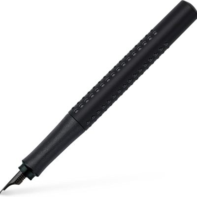 Fountain Pen (Medium Nib) — All-Black Edition